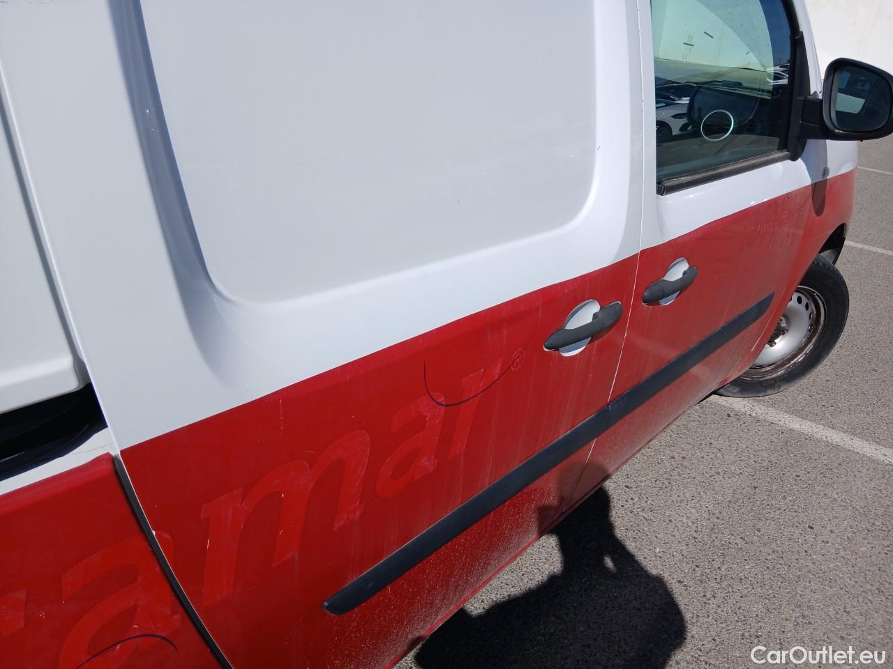  Renault  Kangoo  II Furgón Professional 1.5 dCi 90CV MT5 E6 #38