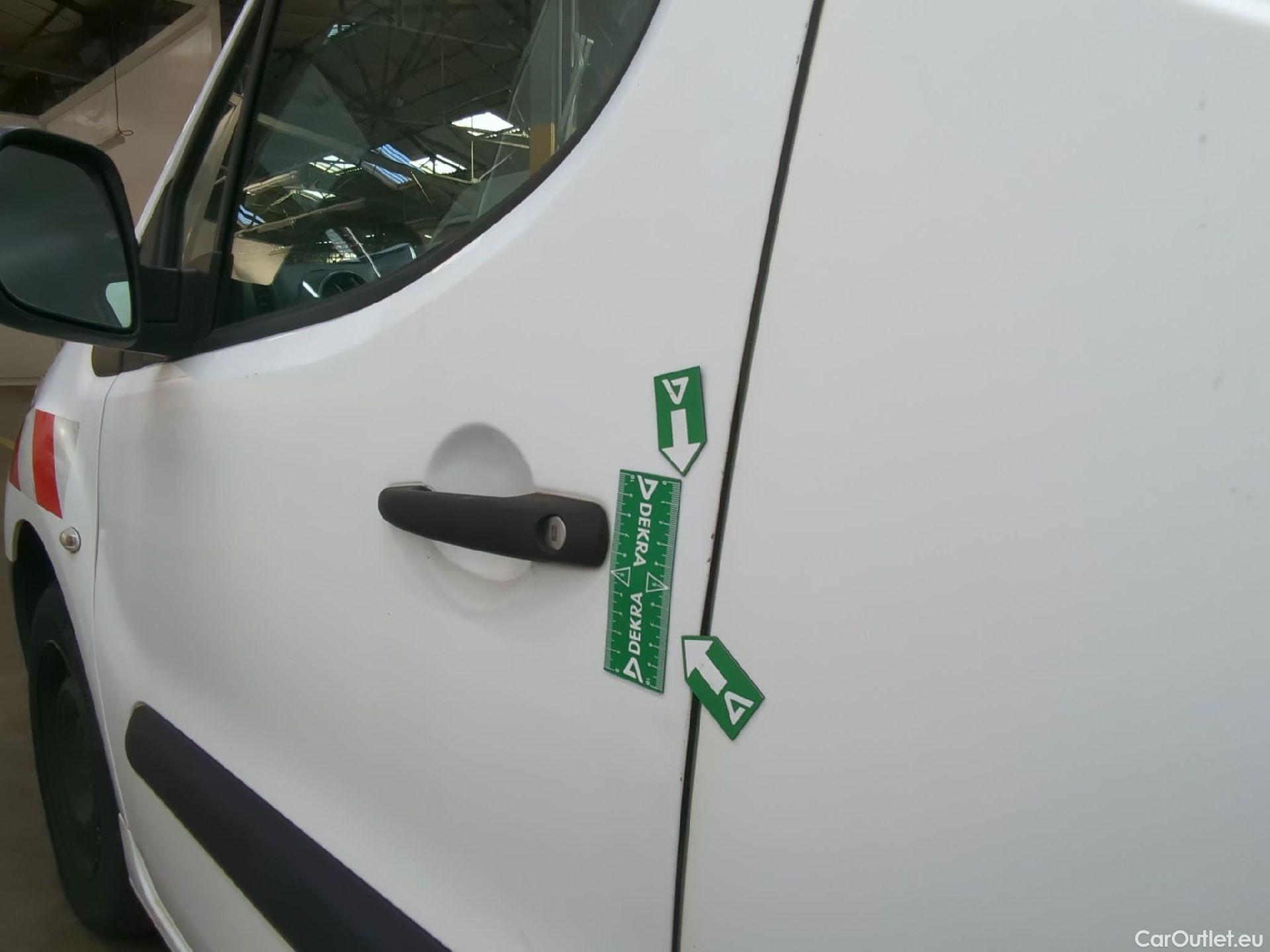  Citroen  Berlingo  Fourgon Club L1 (Court) 1.6 BlueHDi 100CV BVM5 E6 #27