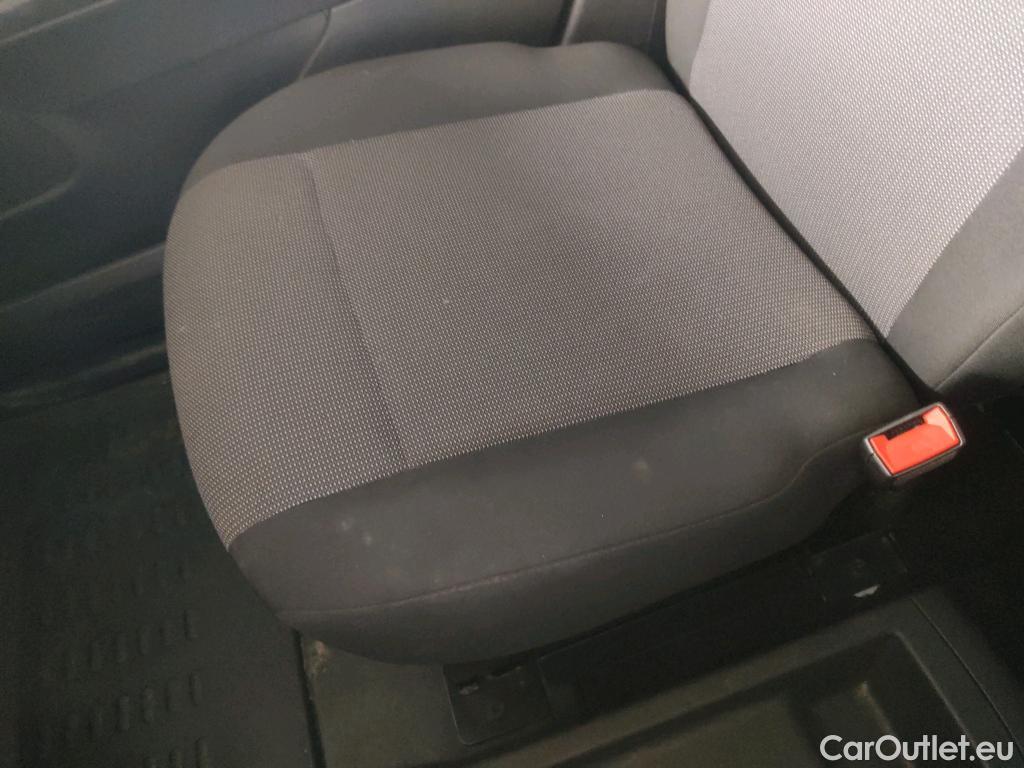  Peugeot  Partner PEUGEOT  / 2018 / 4P / furgón derivado de turismo Premium Standard 600kg BlueHDi 73kW (AC) #2