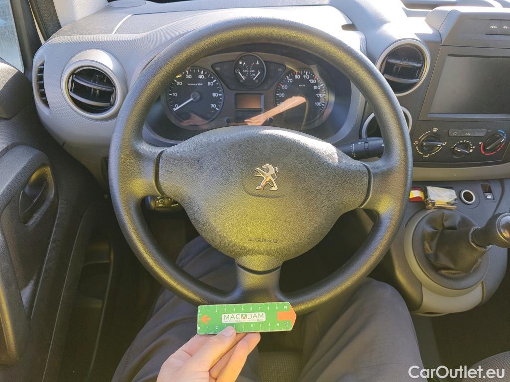  Peugeot  Partner PEUGEOT  VU 4p 2G furgón derivado de Furgón Confort PackL2 BlueHDi 73KW (100) #63