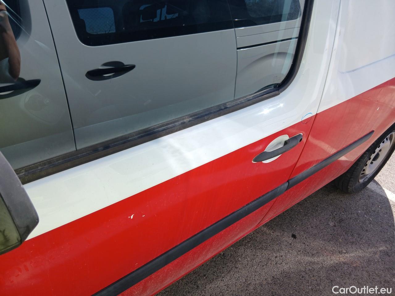  Renault  Kangoo  II Furgón Professional 1.5 dCi 90CV MT5 E6 #18