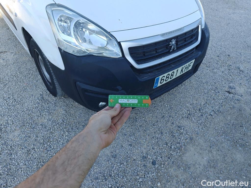  Peugeot  Partner PEUGEOT  VU 4p 2G furgón derivado de Furgón Confort PackL2 BlueHDi 73KW (100) #44