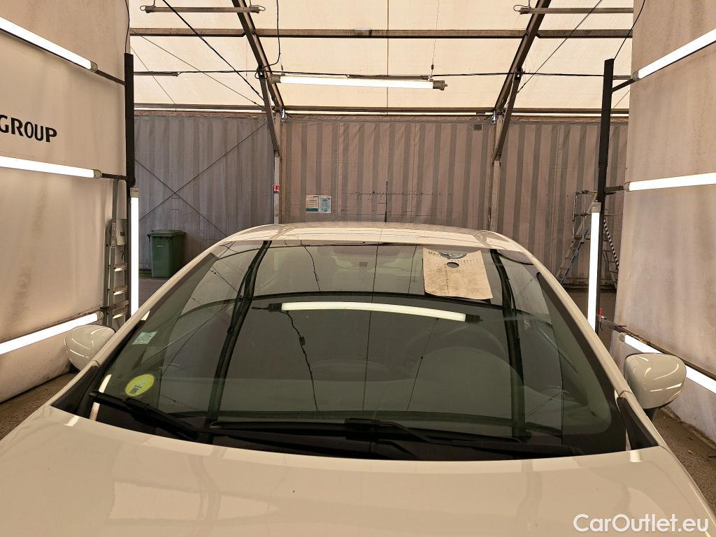 Renault  Clio  IV Air MediaNav 1.5 dCi 75CV BVM5 E5 #13