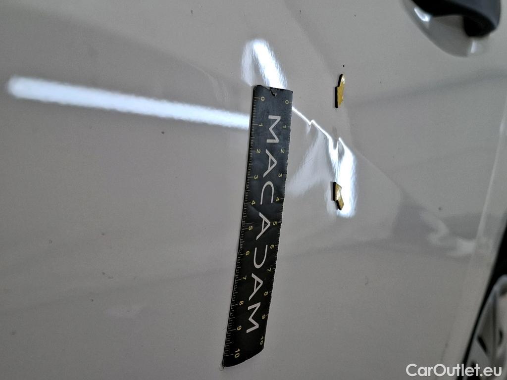 Peugeot  208  Premium 1.5 HDi 100CV BVM6 E6d #17