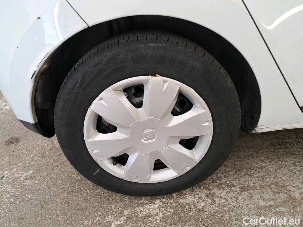  Renault  Clio  IV Air MediaNav 1.5 dCi 75CV BVM5 E5 #50