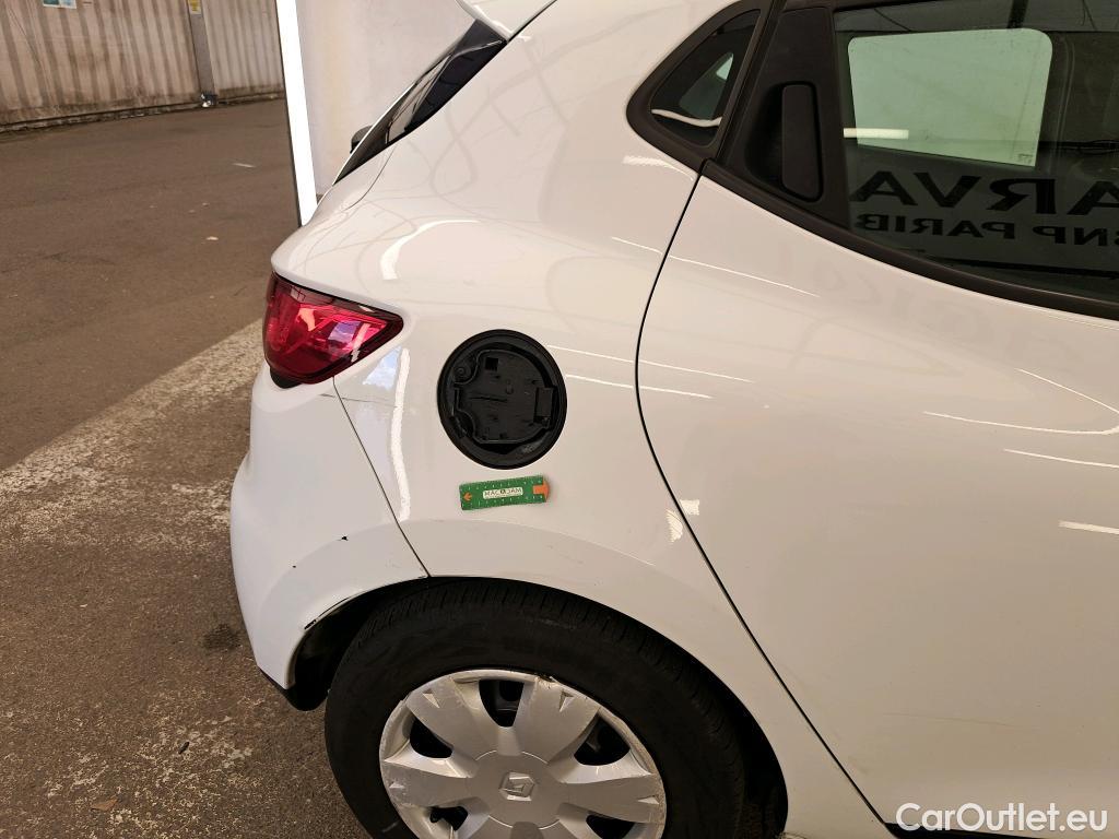  Renault  Clio  IV Air MediaNav 1.5 dCi 75CV BVM5 E5 #80