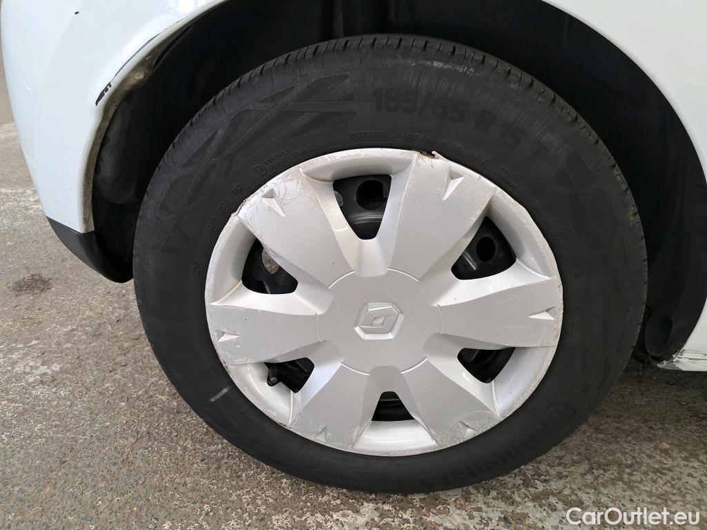  Renault  Clio  IV Air MediaNav 1.5 dCi 75CV BVM5 E5 #91