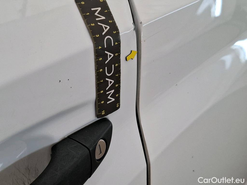  Peugeot  208  Premium 1.5 HDi 100CV BVM6 E6d #12