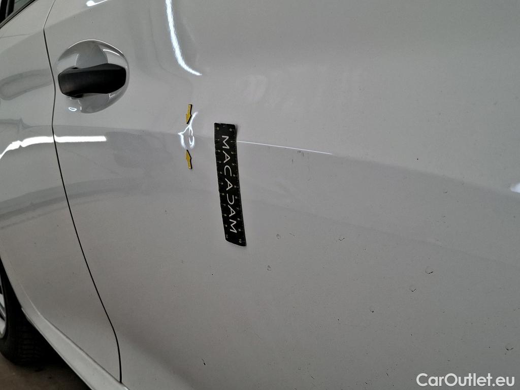 Peugeot  208  Premium 1.5 HDi 100CV BVM6 E6d #21