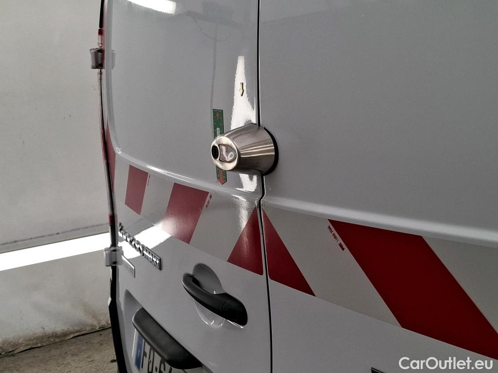  Renault  Kangoo  Express Maxi Extra (Série Spéciale) 1.5 dCi #9