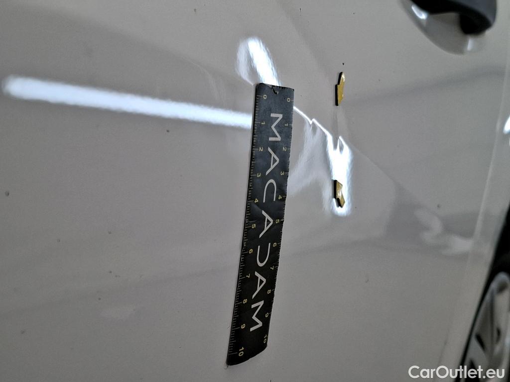  Peugeot  208  Premium 1.5 HDi 100CV BVM6 E6d #16