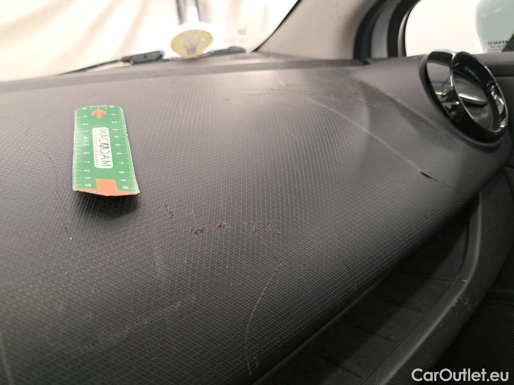  Renault  Clio  IV Air MediaNav 1.5 dCi 75CV BVM5 E5 #35