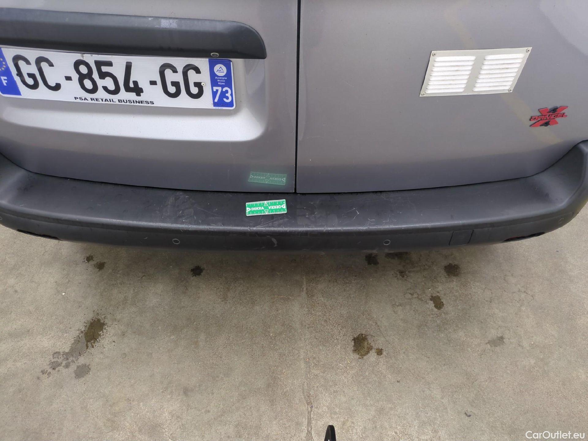  Peugeot  Expert  Fourgon Asphalt L2 2.0 HDi 150CV BVM6 E6d #29