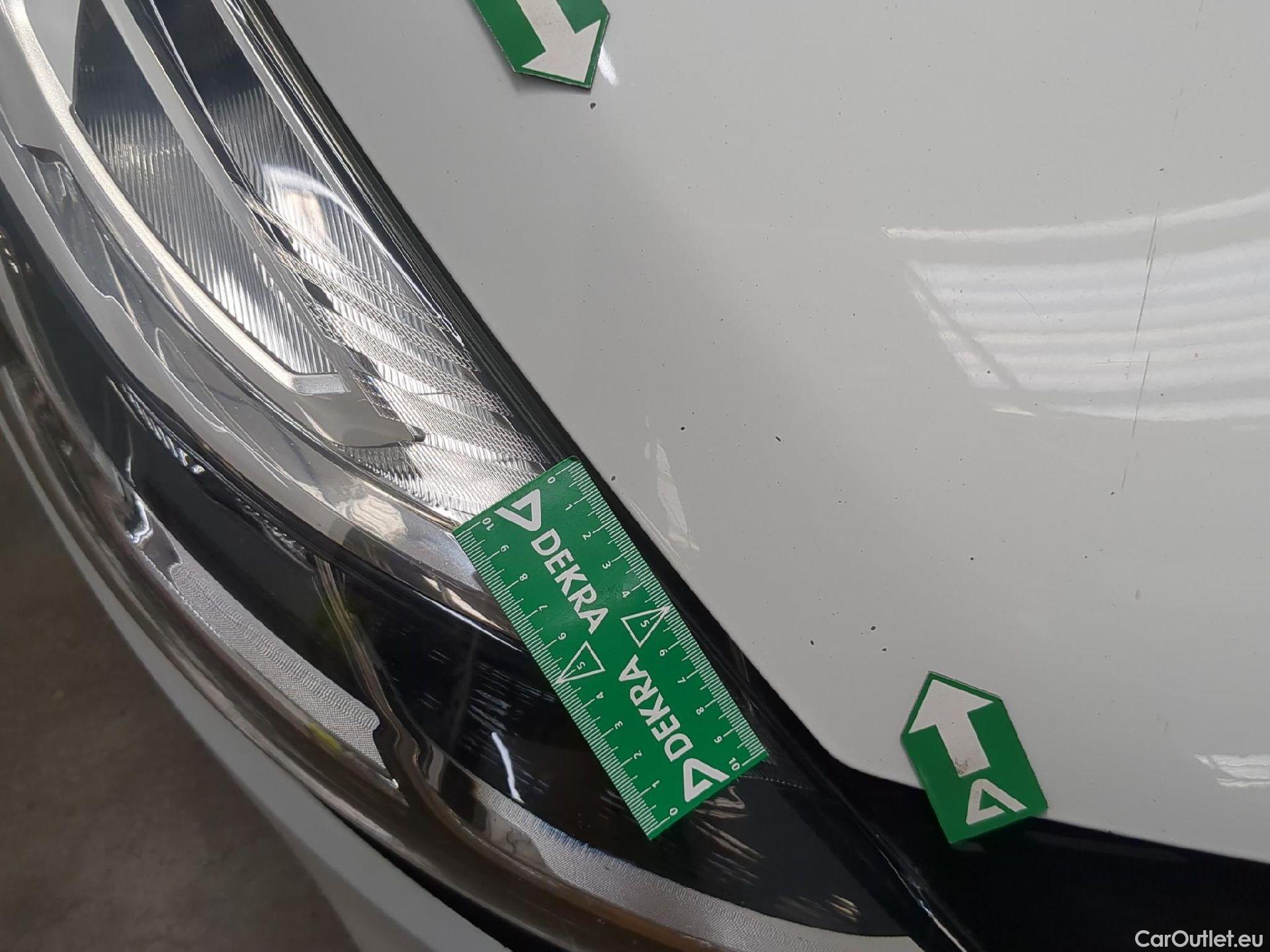  Renault  Clio  IV Air MediaNav 1.5 dCi 75CV BVM5 E6 #27