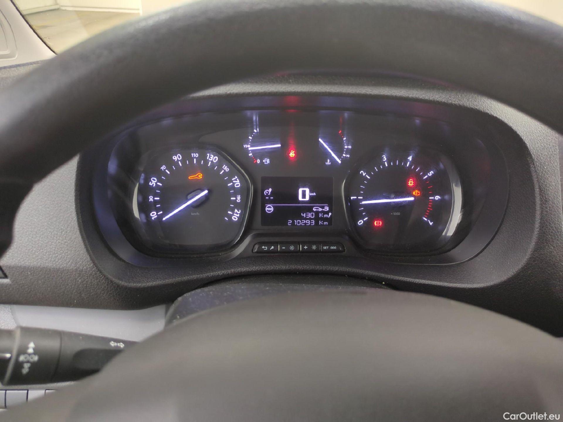  Peugeot  Expert  Fourgon Asphalt L2 2.0 HDi 150CV BVM6 E6d #2