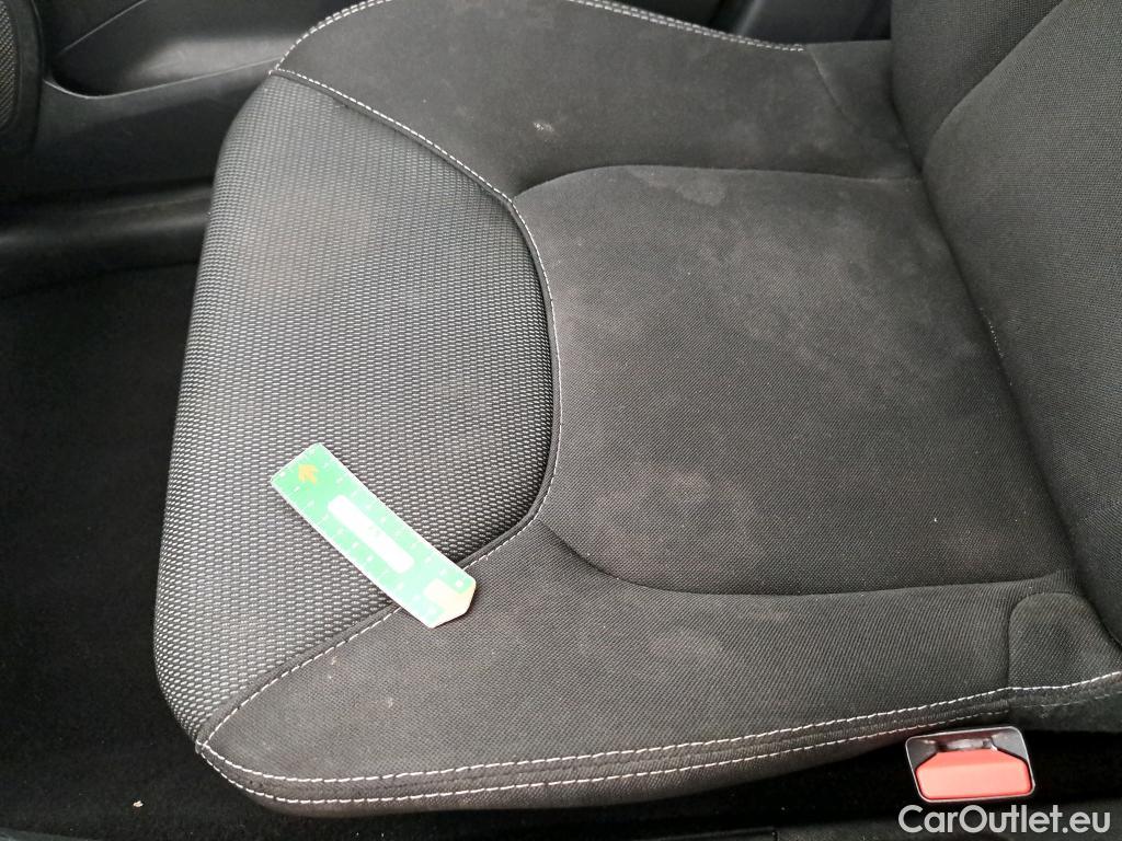  Renault  Clio  IV Air MediaNav 1.5 dCi 75CV BVM5 E5 #96