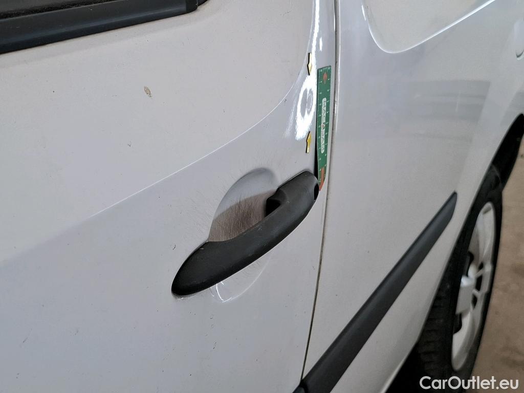  Renault  Kangoo RENAULT  Express / 2013 / 4P / Fourgonnette Extra R-Link dCi 90 #21