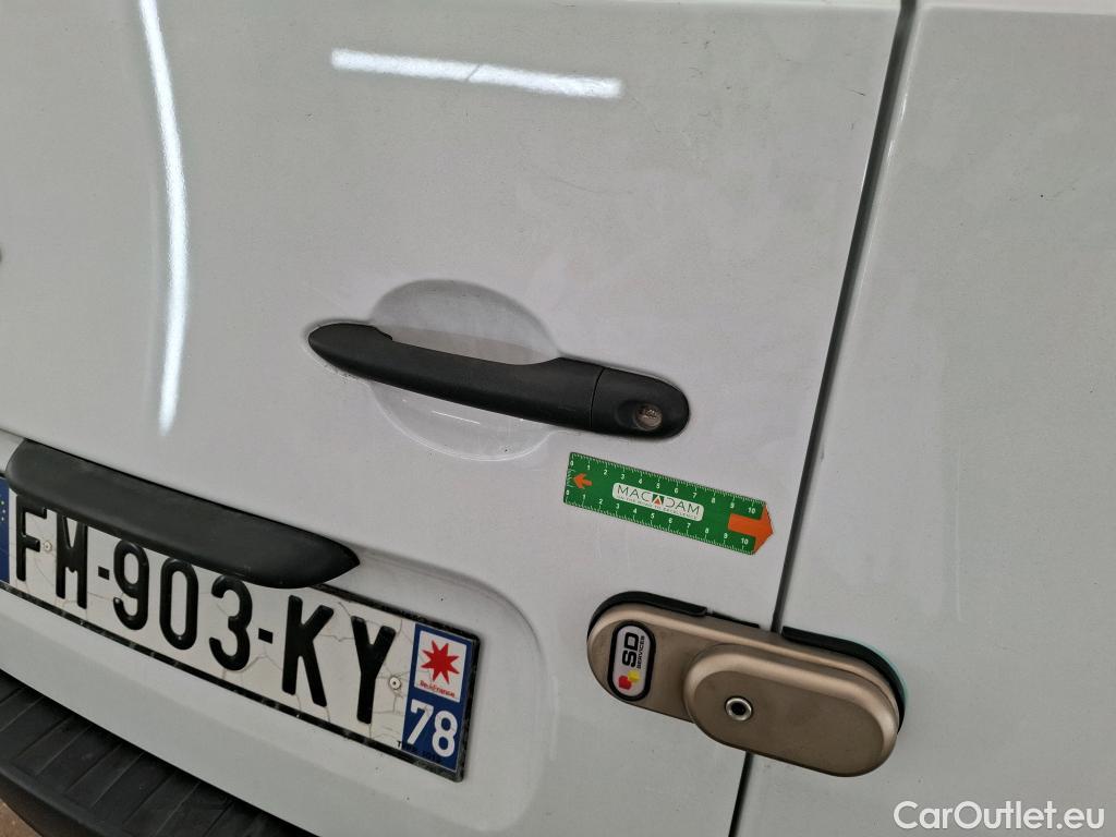  Renault  Kangoo RENAULT  Express / 2013 / 4P / Fourgonnette Extra R-Link dCi 90 #14