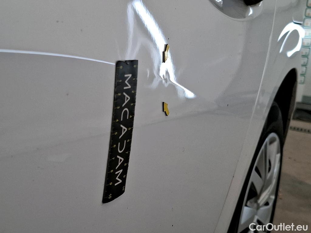  Peugeot  208  Premium 1.5 HDi 100CV BVM6 E6d #15