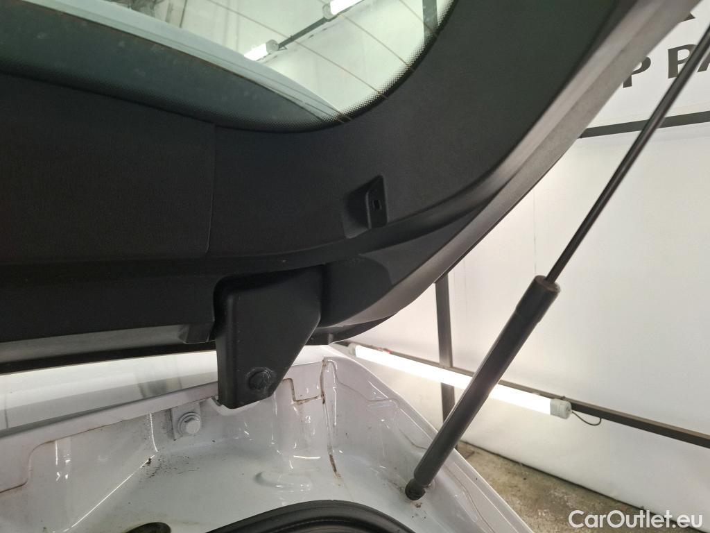  Renault  Megane  IV Berline 5pt. Société Air Nav 1.5 dCi 90CV BVM6 E6 #12