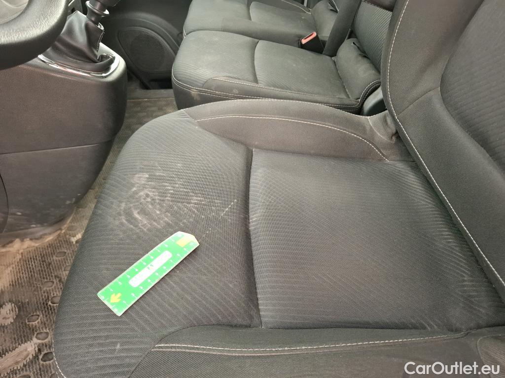  Renault  Trafic RENAULT  / 2014 / 4P / Fourgon tôlé FG GCF L1H1 1000 dCi 95 E6 #34