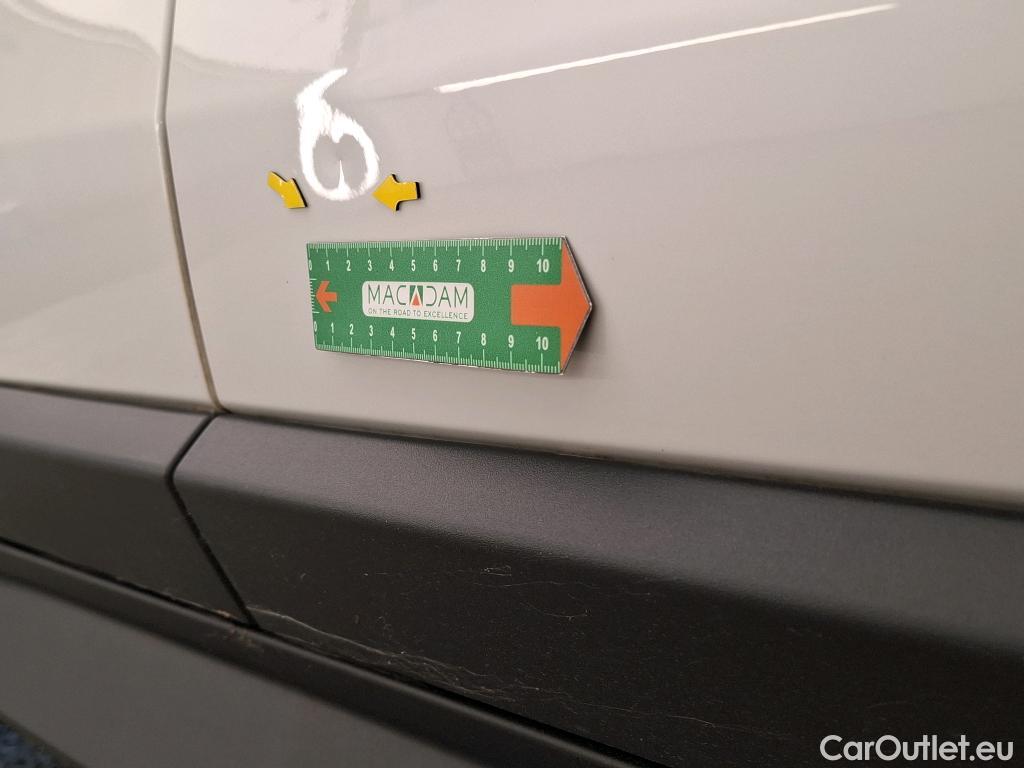  Bmw  X1 BMW  / 2019 / 5P / SUV sDrive16d Business Design DKG7 #15