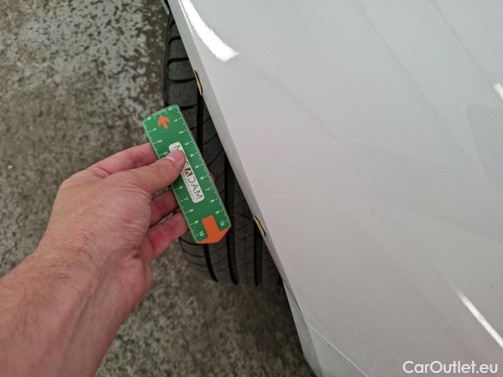  Renault  Megane  IV Berline 5pt. Société Air Nav 1.5 dCi 90CV BVM6 E6 #3