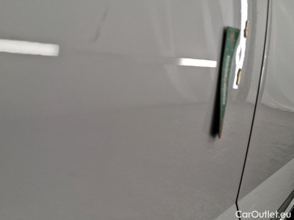  Volkswagen  Polo VOLKSWAGEN  / 2017 / 5P / Berline 1.0 TSI 95 Lounge Busi Sté Rév #18