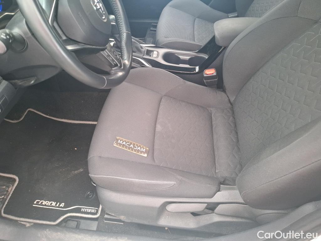  Toyota  Corolla  Touring Sports 5p Break Hybride 122h Dynamic Business / TRANSFO VP/VF #40