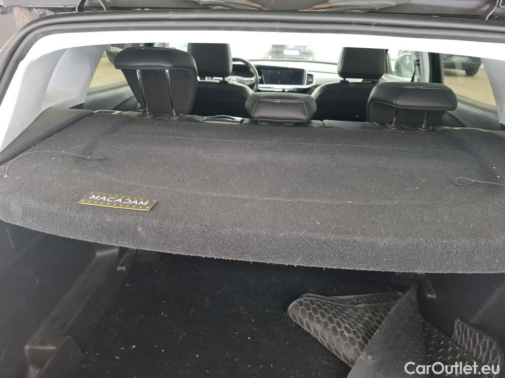  Opel   Grandland X Grandland X Elegance Business 1.5 130CV BVA8 E6d #5