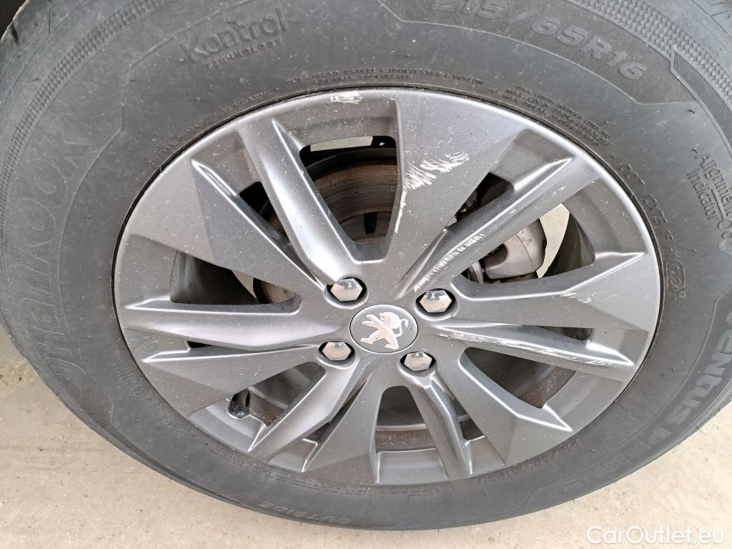  Peugeot  2008  Active Pack 1.5 HDi 110CV BVM6 E6d #2