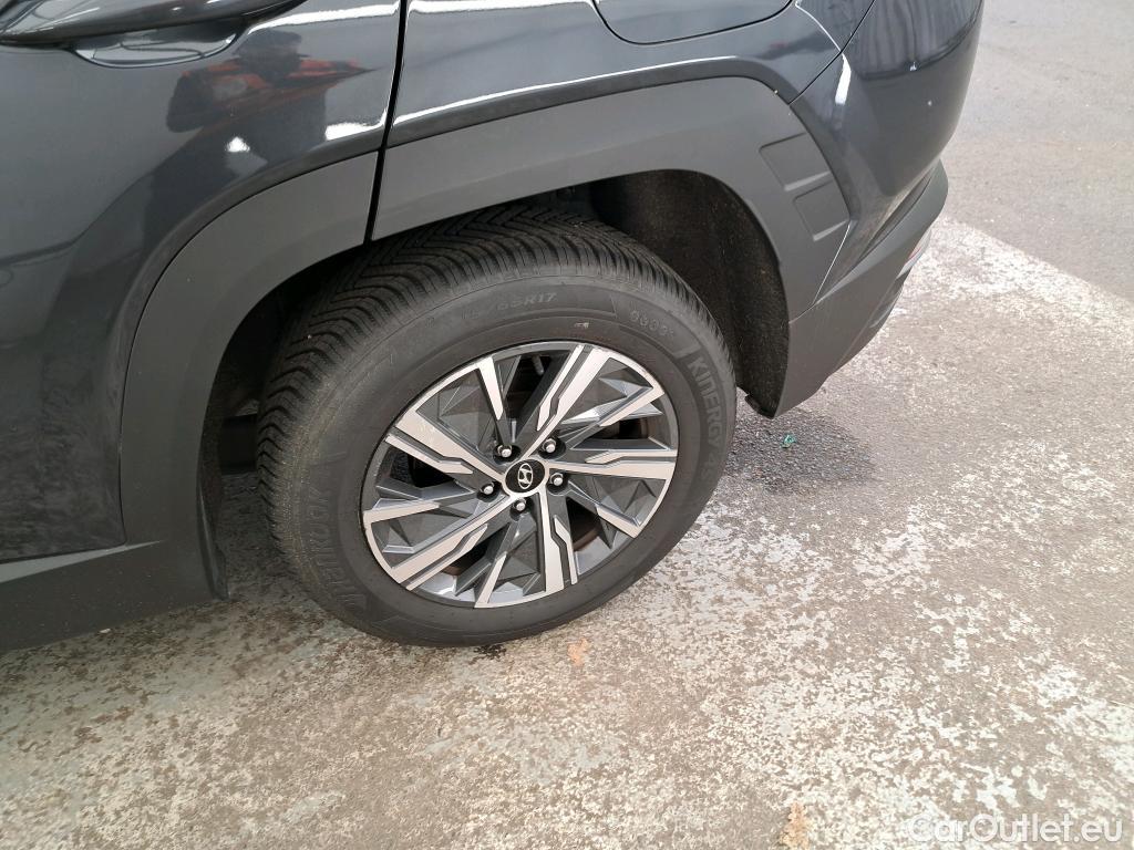  Hyundai  Tucson  Business Mild-Hybrid 2WD 1.6 CRDI 135CV BVA7 E6d #4