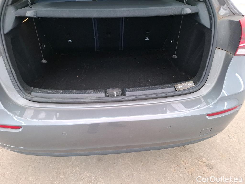  Mercedes  A-Klasse MERCEDES-BENZ Classe A Compact 5p Berline A 160 Business Line #21