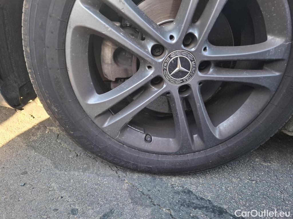  Mercedes  A-Klasse MERCEDES-BENZ Classe A Compact / 2018 / 5P / Berline A 180 d Business Line #26