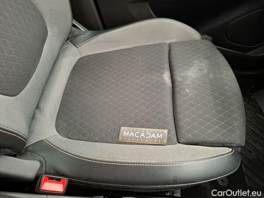  Opel   Grandland X Grandland X Elegance Business 1.5 130CV BVA8 E6d #13