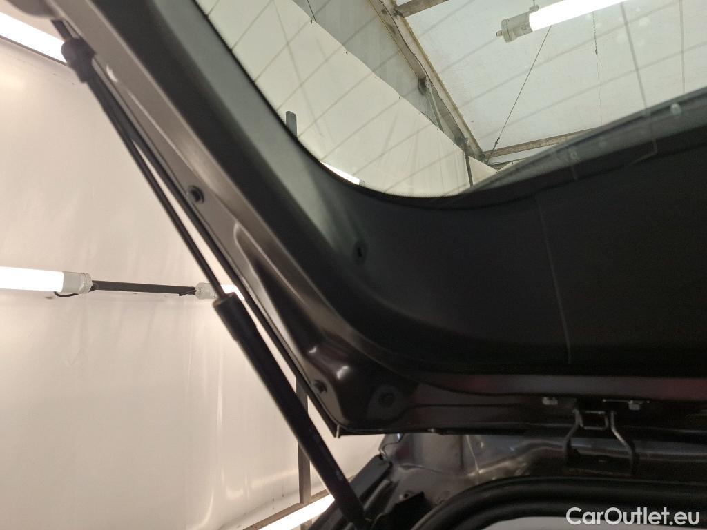  Peugeot  2008 PEUGEOT  / 2019 / 5P / Crossover BLUEHDI 130 S&S EAT8 ACTIVE BUSINESS #23