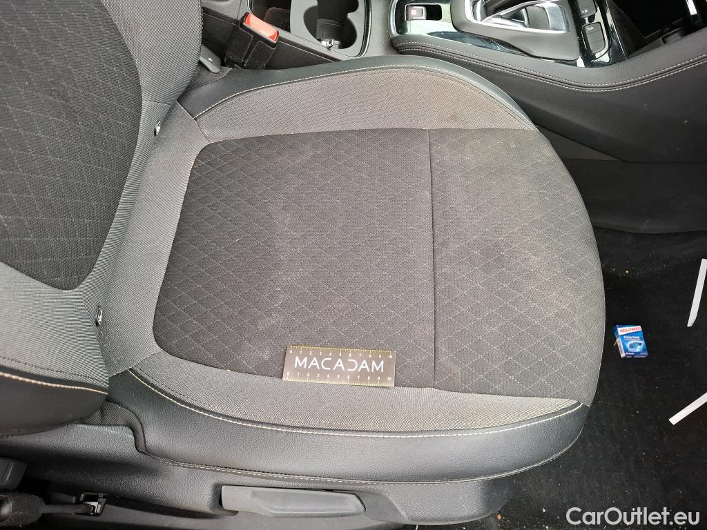  Opel   Grandland X Grandland X Elegance Business 1.5 130CV BVA8 E6d #11