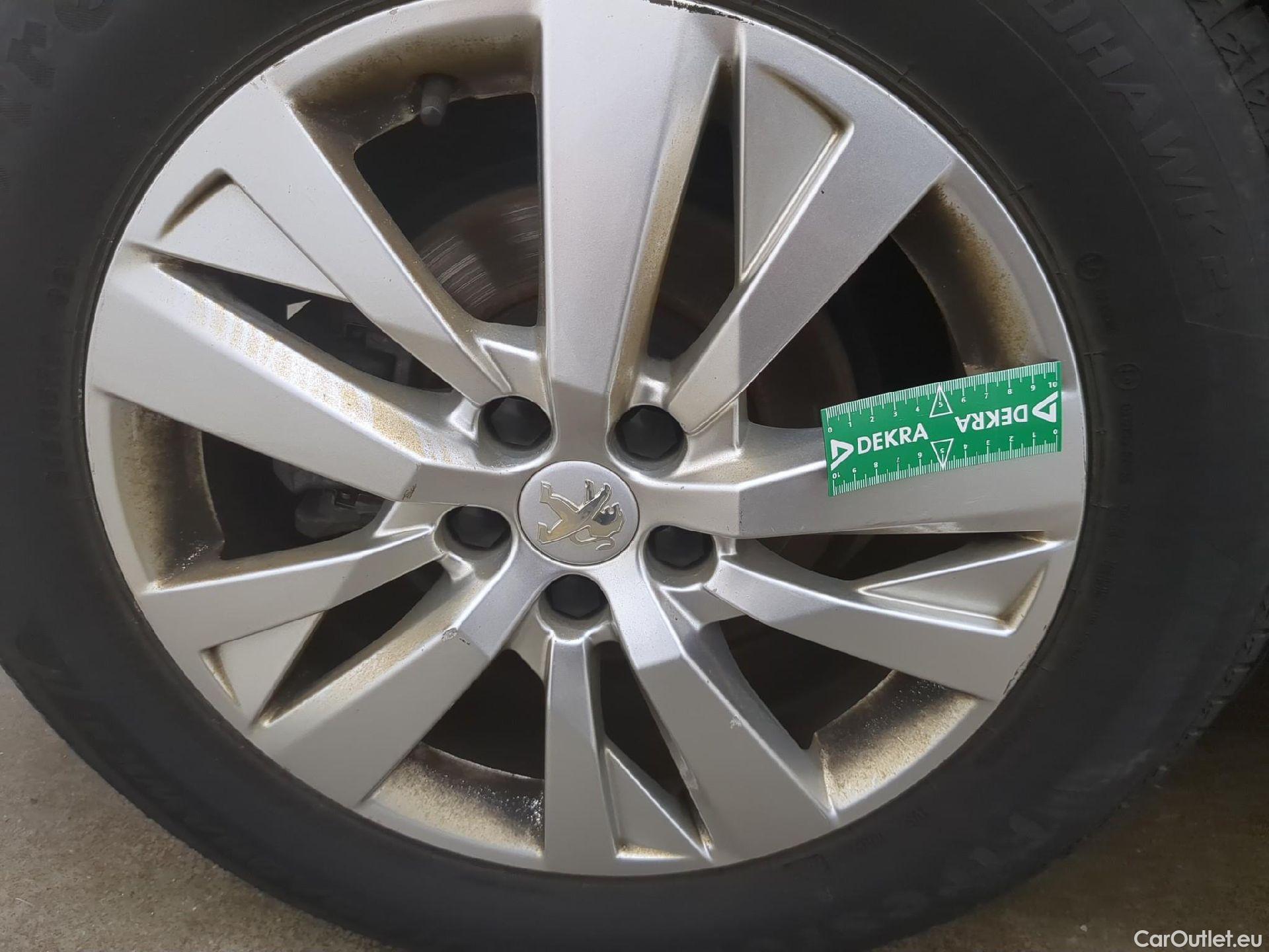  Peugeot  3008  II Active Pack 1.5 HDi 130CV BVA8 E6d #3