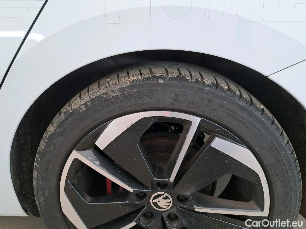  Skoda  Octavia  Berline RS 2.0 TDI 200CV BVA7 E6d #21