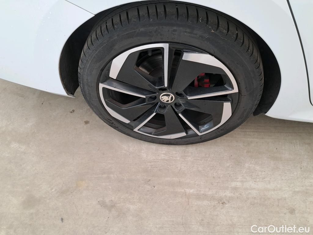  Skoda  Octavia  Berline RS 2.0 TDI 200CV BVA7 E6d #6