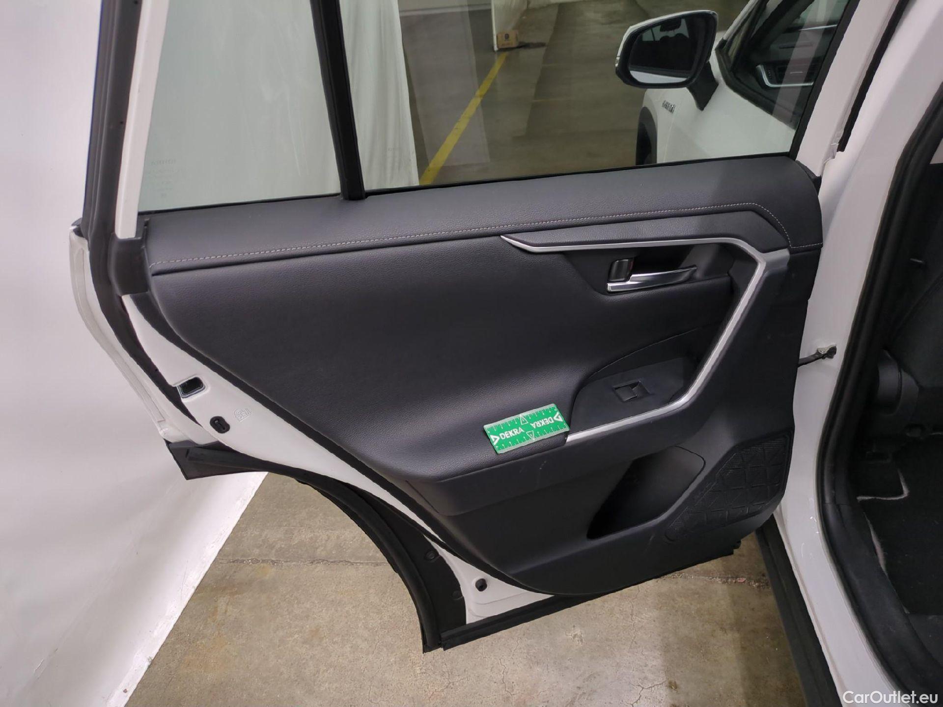  Toyota  RAV4 TOYOTA  Hybride / 2018 / 5P / SUV Hybride 2WD Dynamic Business St Hyb Acad #6