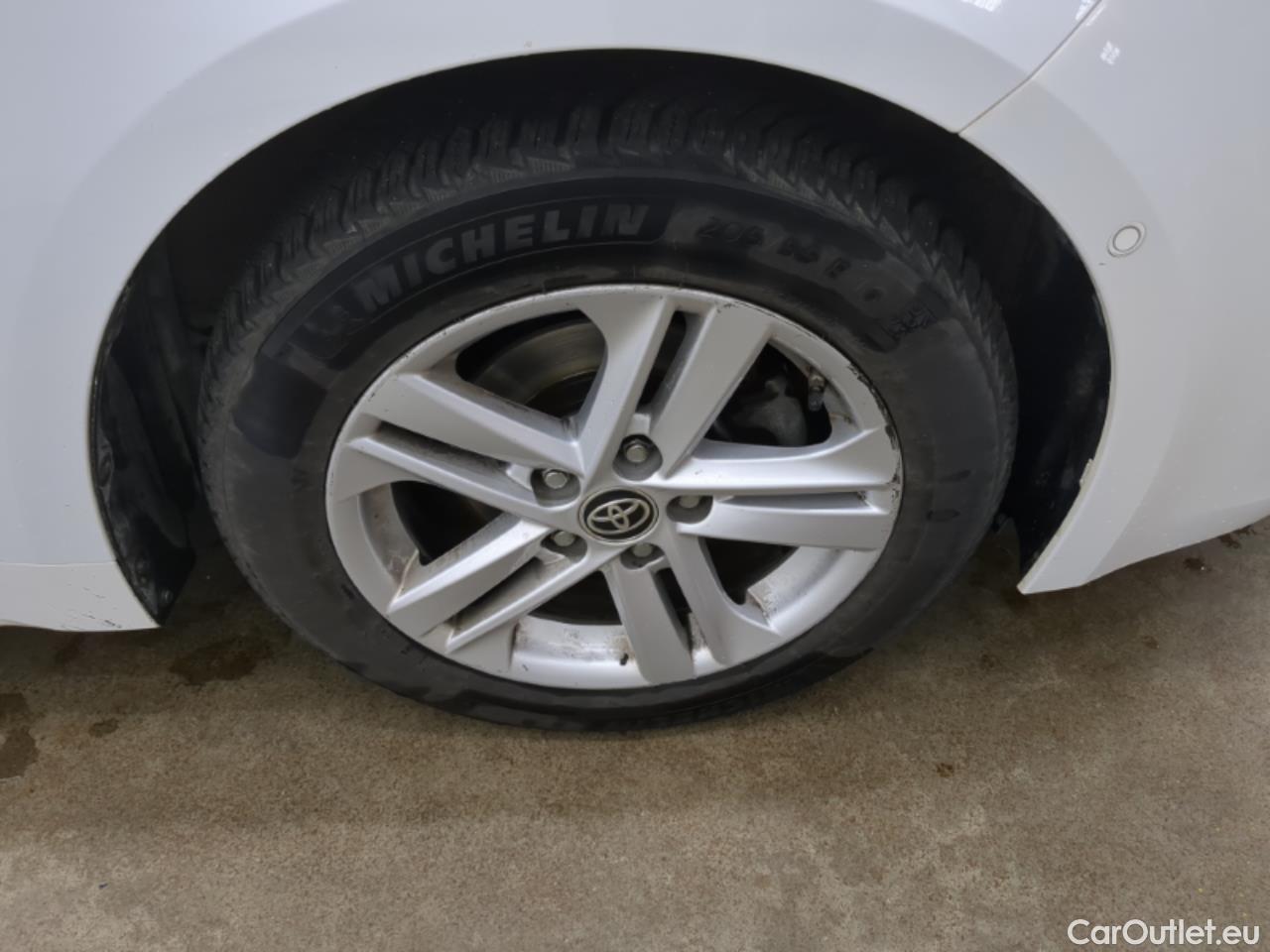  Toyota  Corolla TOYOTA  Touring Sports / 2018 / 5P / Break Hybride 122h Dynamic Business Stage Acad #10