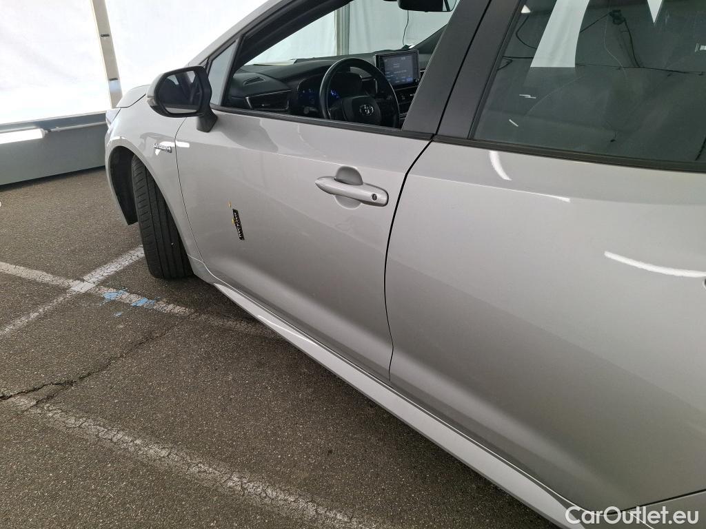  Toyota  Corolla TOYOTA  / 2018 / 5P / Berline Hybride 122h Dynamic Business Stage Acad #8