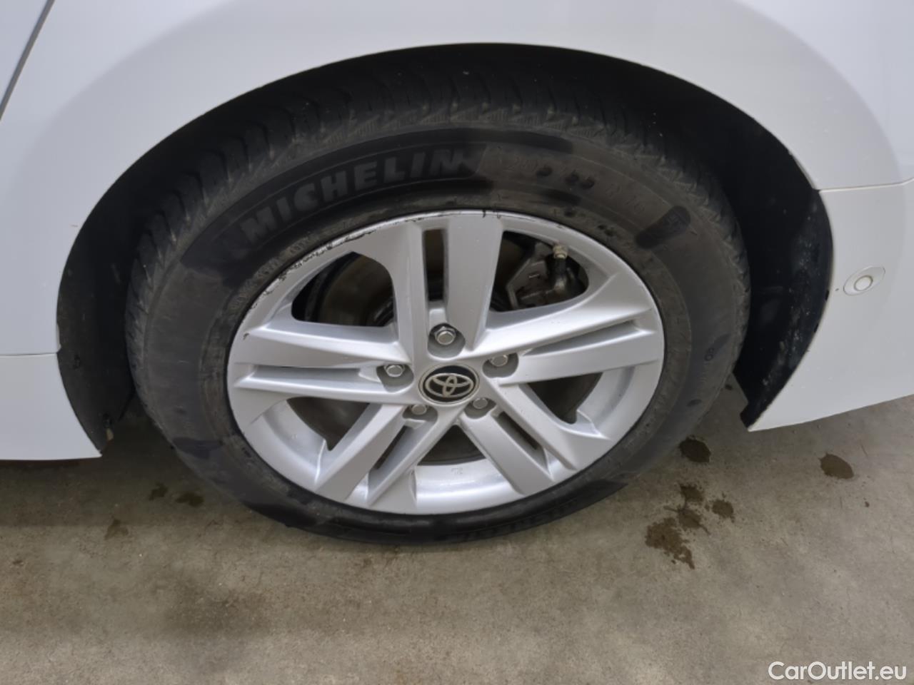  Toyota  Corolla TOYOTA  Touring Sports / 2018 / 5P / Break Hybride 122h Dynamic Business Stage Acad #12