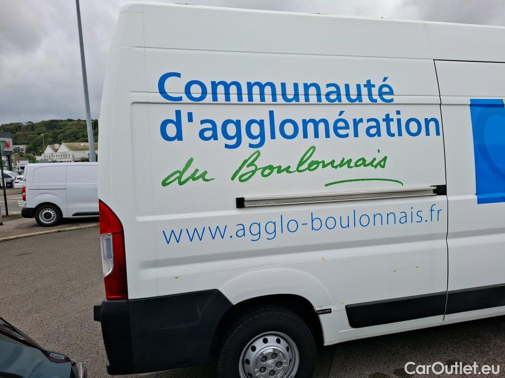  Peugeot  Boxer PEUGEOT  / 2014 / 4P / Fourgon tôlé BLUEHDI 130 PREMIUM PA 335 L3H3 #1