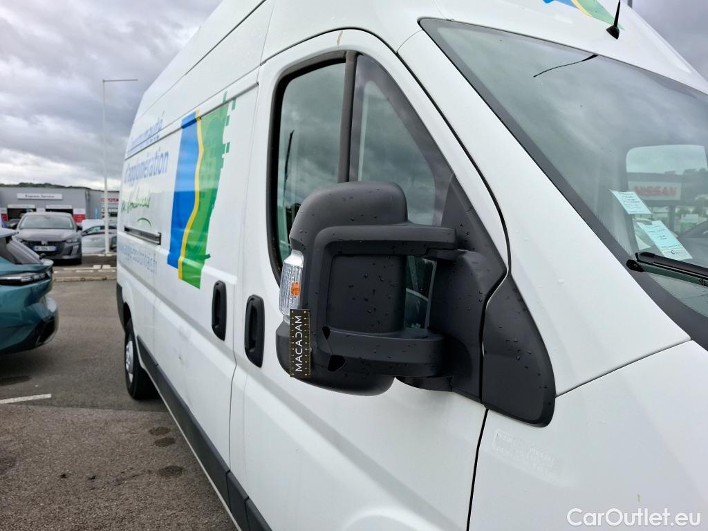  Peugeot  Boxer PEUGEOT  / 2014 / 4P / Fourgon tôlé BLUEHDI 130 PREMIUM PA 335 L3H3 #9