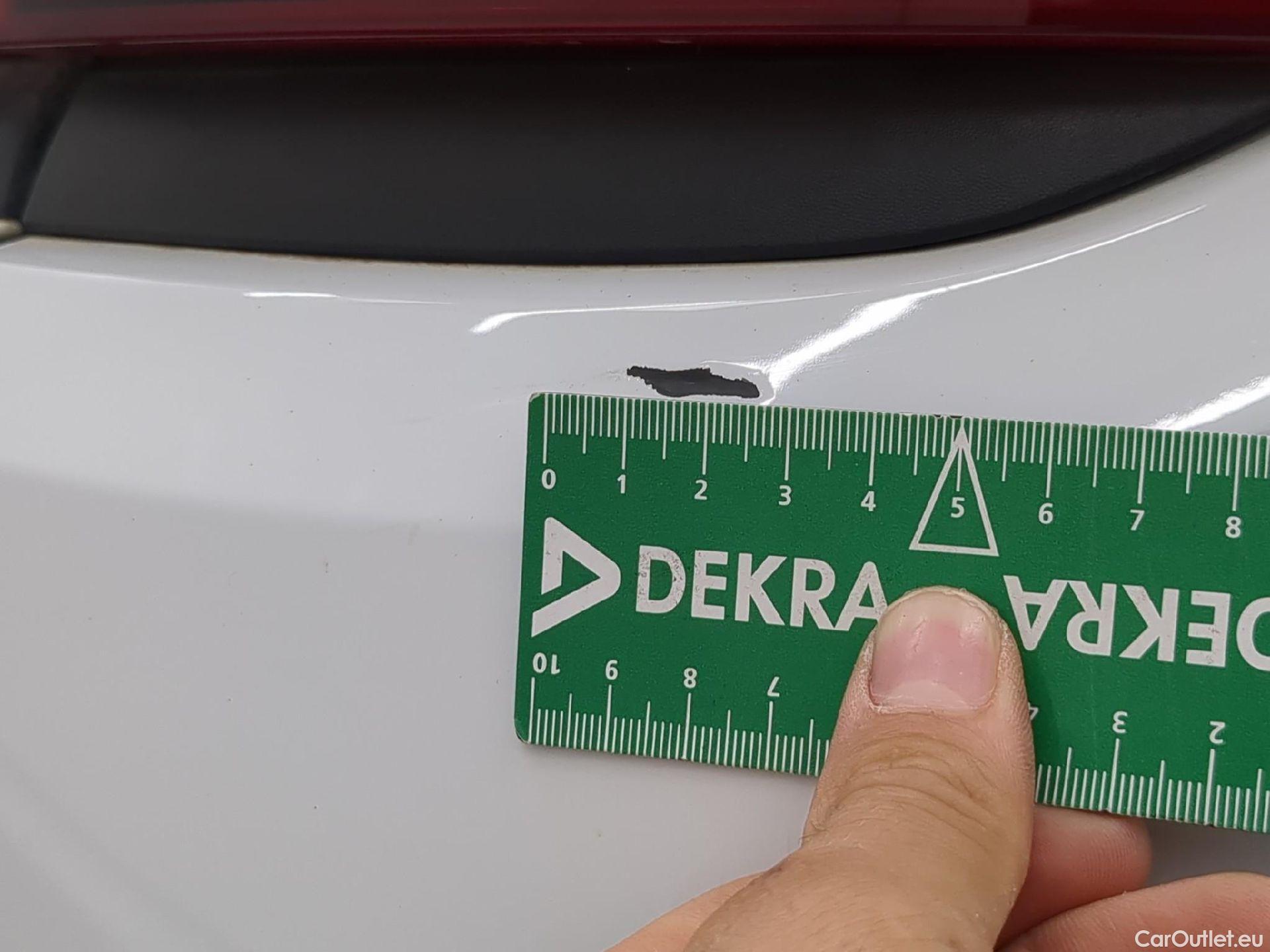  Renault  Clio RENAULT  Société VU 5p Berline Air Medianav dCi 90 #32