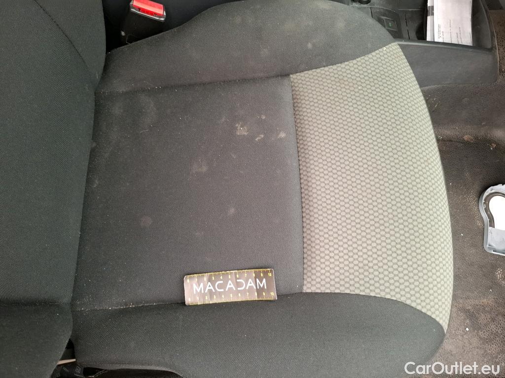  Renault  Kangoo  II Express Grand Confort (L1) 1.5 dCi 80CV BVM6 E6dT #31