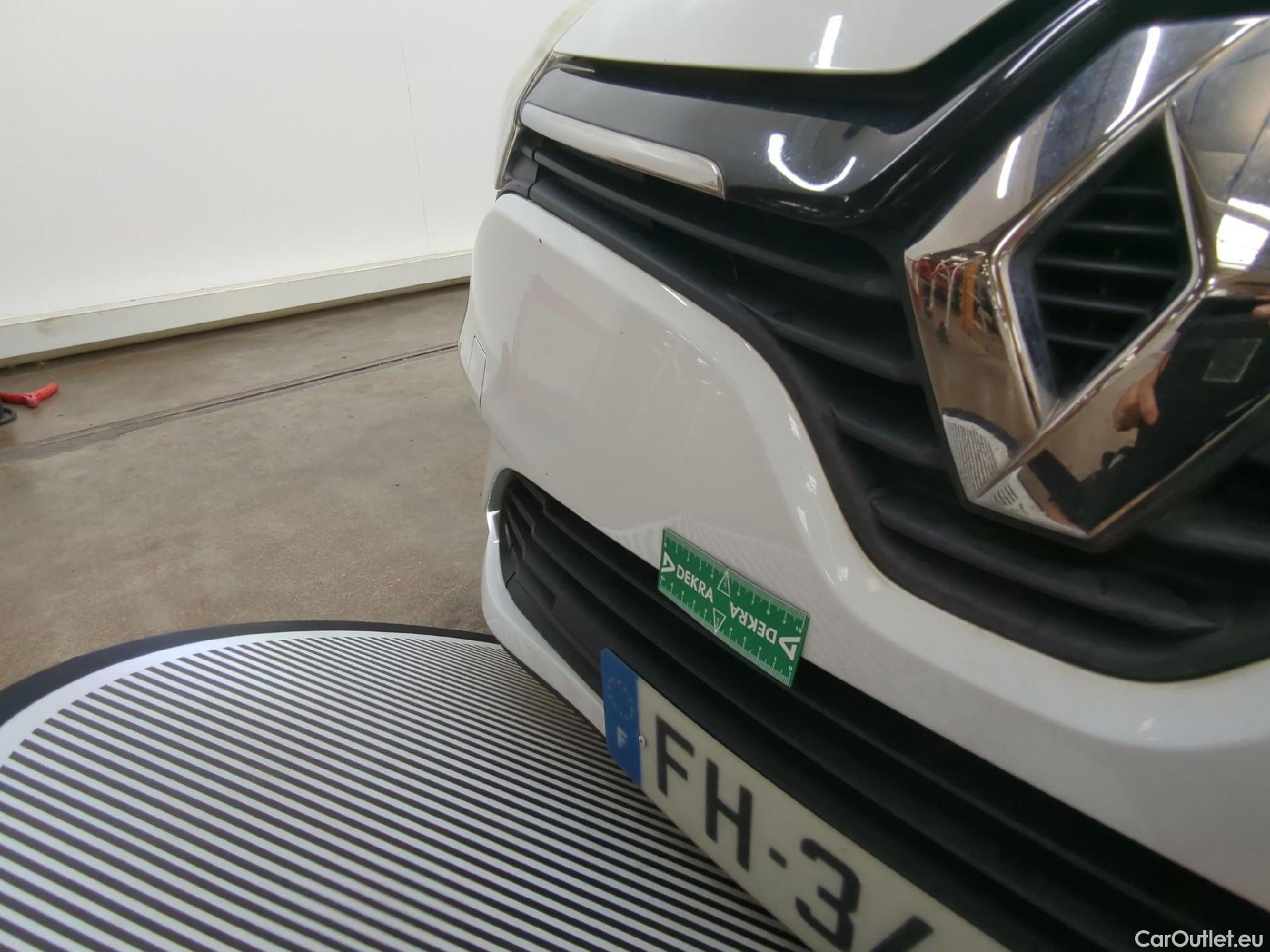  Renault  Clio RENAULT  Société VU 5p Berline Air Medianav dCi 90 #20