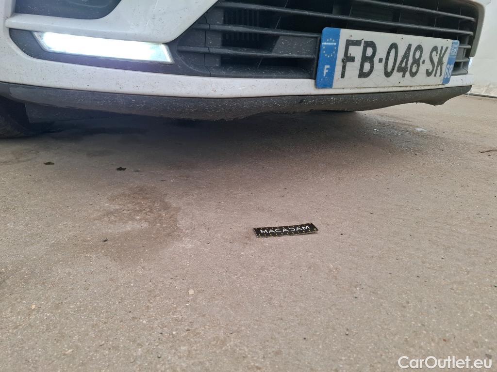  Renault  Clio RENAULT  Société VU 5p Berline Air Medianav dCi 75 - 18 #1